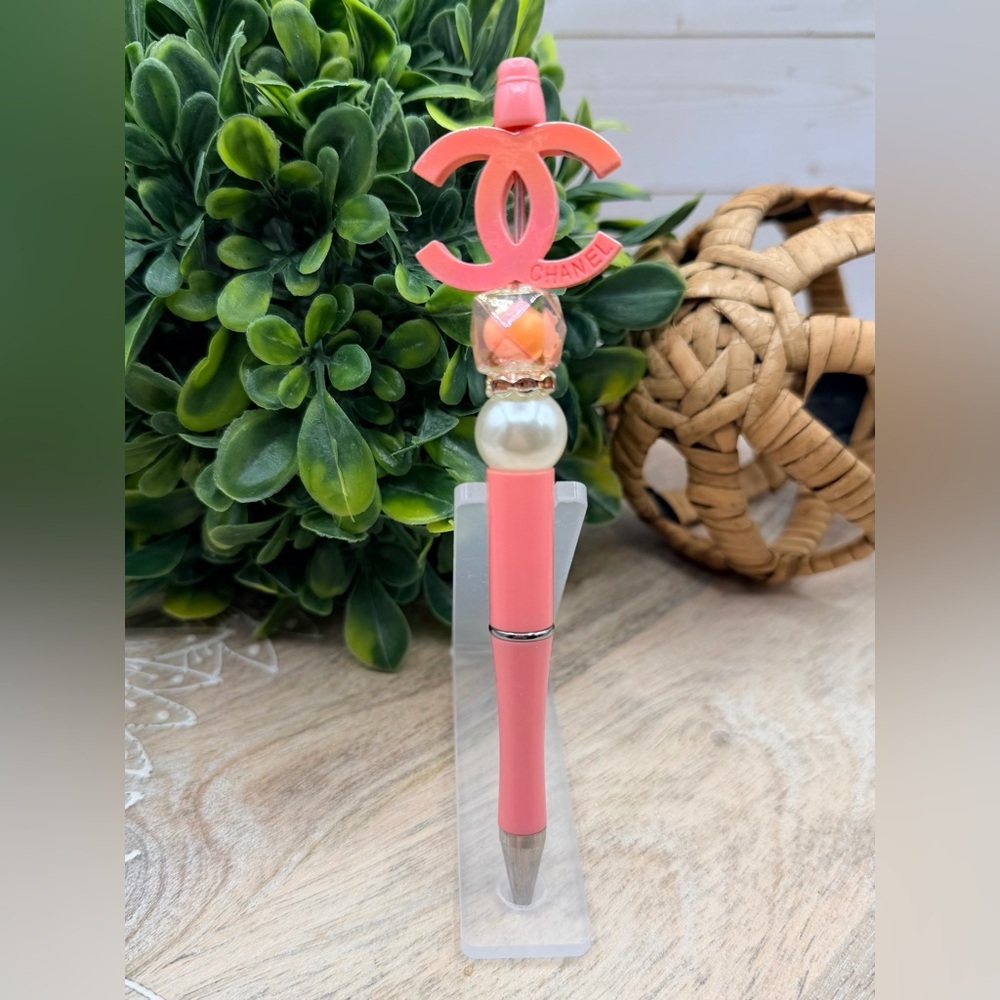 Handmade Designer Inspired
Beaded Pen